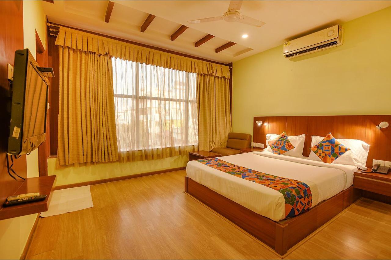 Fabhotel The Btm Palace - Btm Layout Nr Gopalan Innovation Mall 班加罗尔 外观 照片