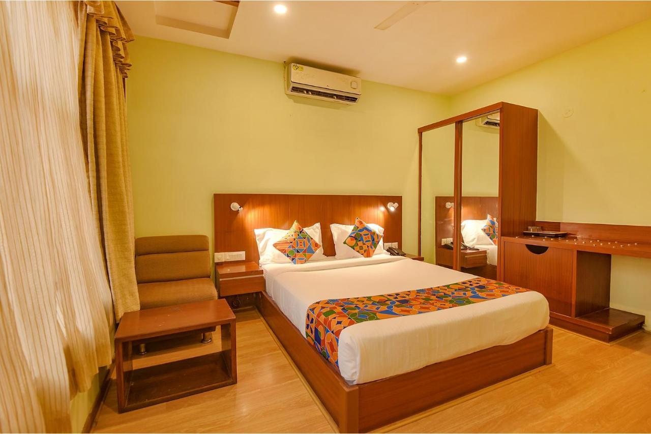 Fabhotel The Btm Palace - Btm Layout Nr Gopalan Innovation Mall 班加罗尔 外观 照片