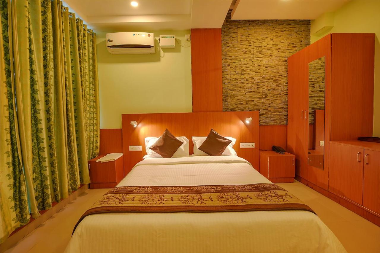 Fabhotel The Btm Palace - Btm Layout Nr Gopalan Innovation Mall 班加罗尔 外观 照片