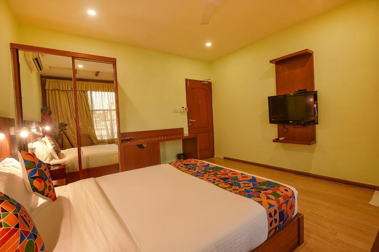 Fabhotel The Btm Palace - Btm Layout Nr Gopalan Innovation Mall 班加罗尔 外观 照片