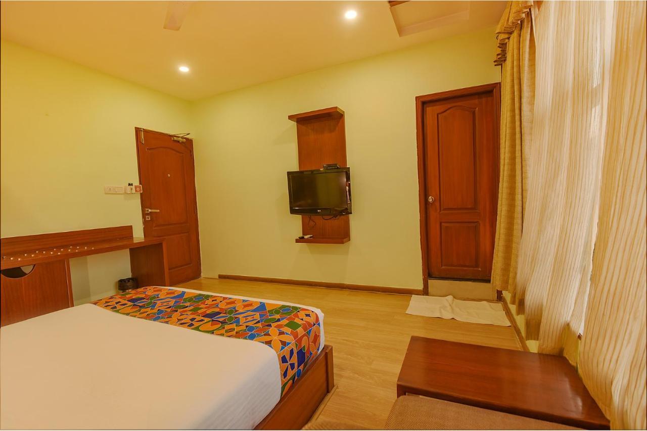 Fabhotel The Btm Palace - Btm Layout Nr Gopalan Innovation Mall 班加罗尔 外观 照片